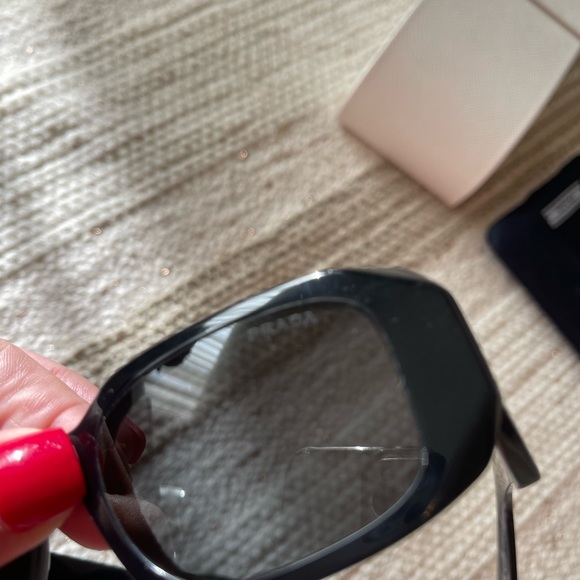 PRADA dark lens, triangle SPR 17W Black Unisex Sunglasses with box, case, & bag. - Picture 5 of 9